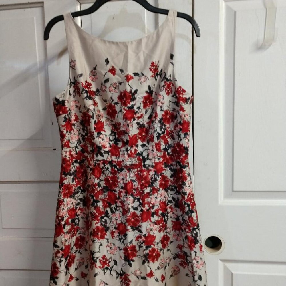LOFT- Floral Fit & Flare Boat Neck Dress- Size 4